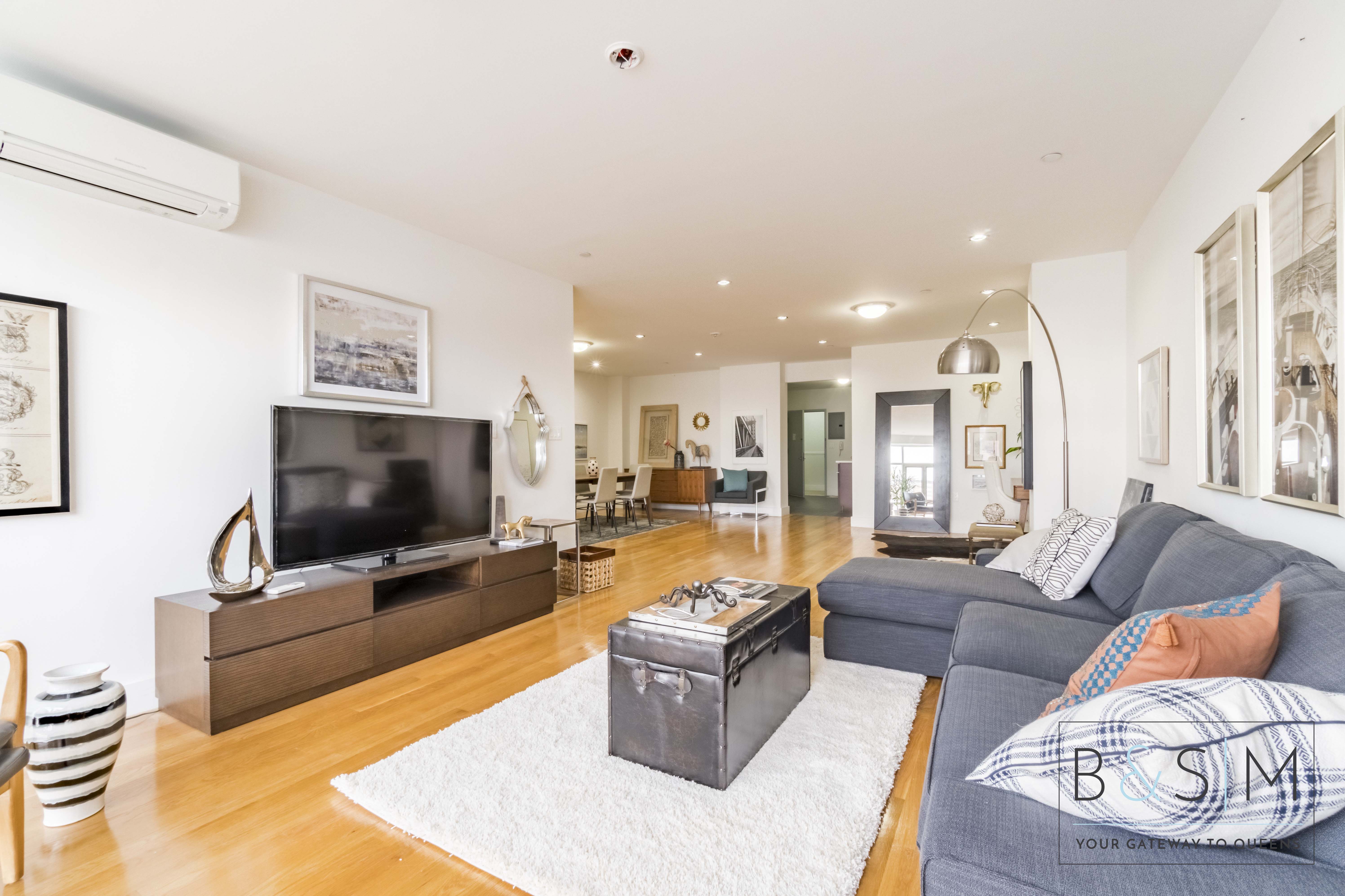 90-02 Queens Blvd, #325