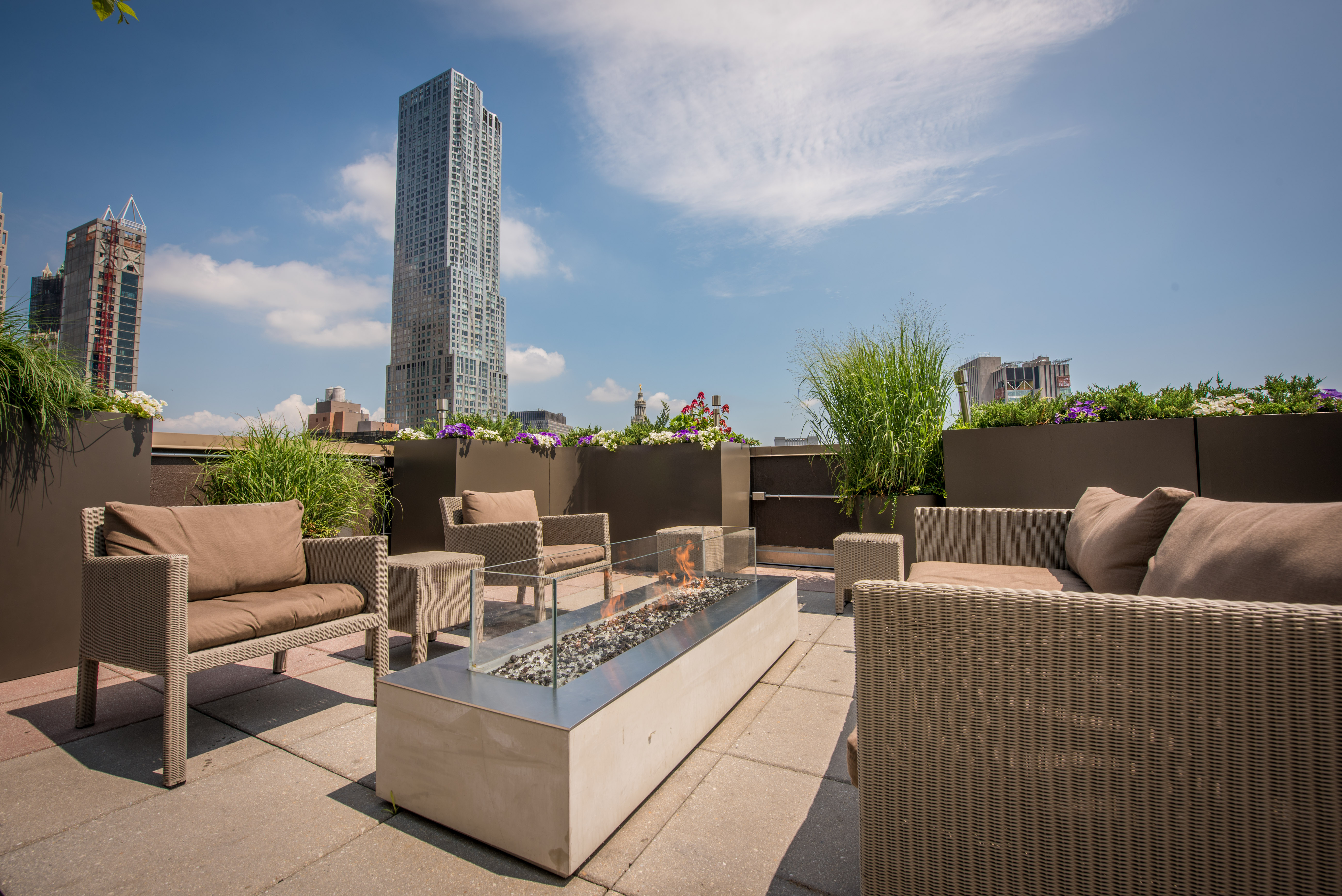 15 Cliff Street, #3B