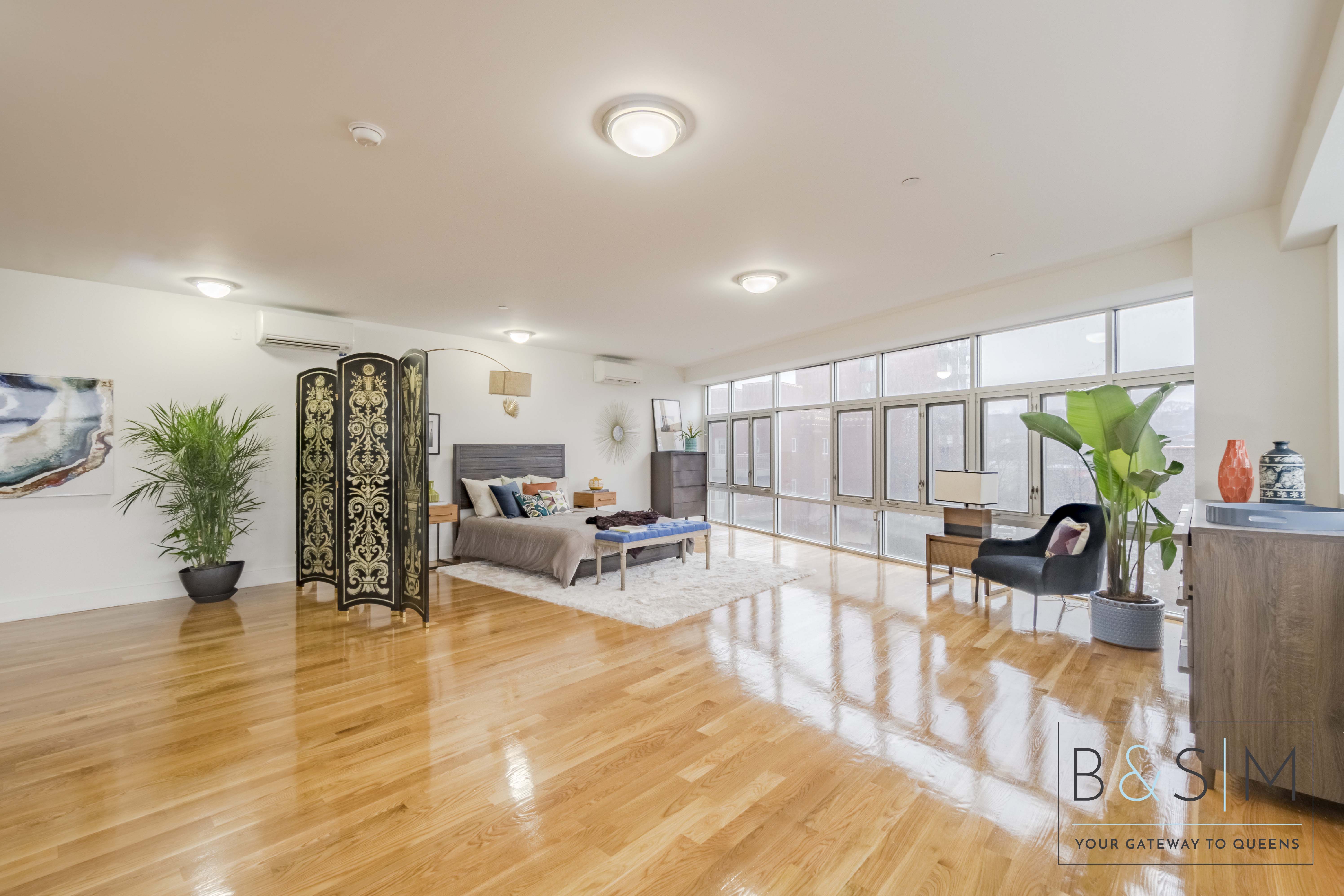 90-02 Queens Blvd, #325