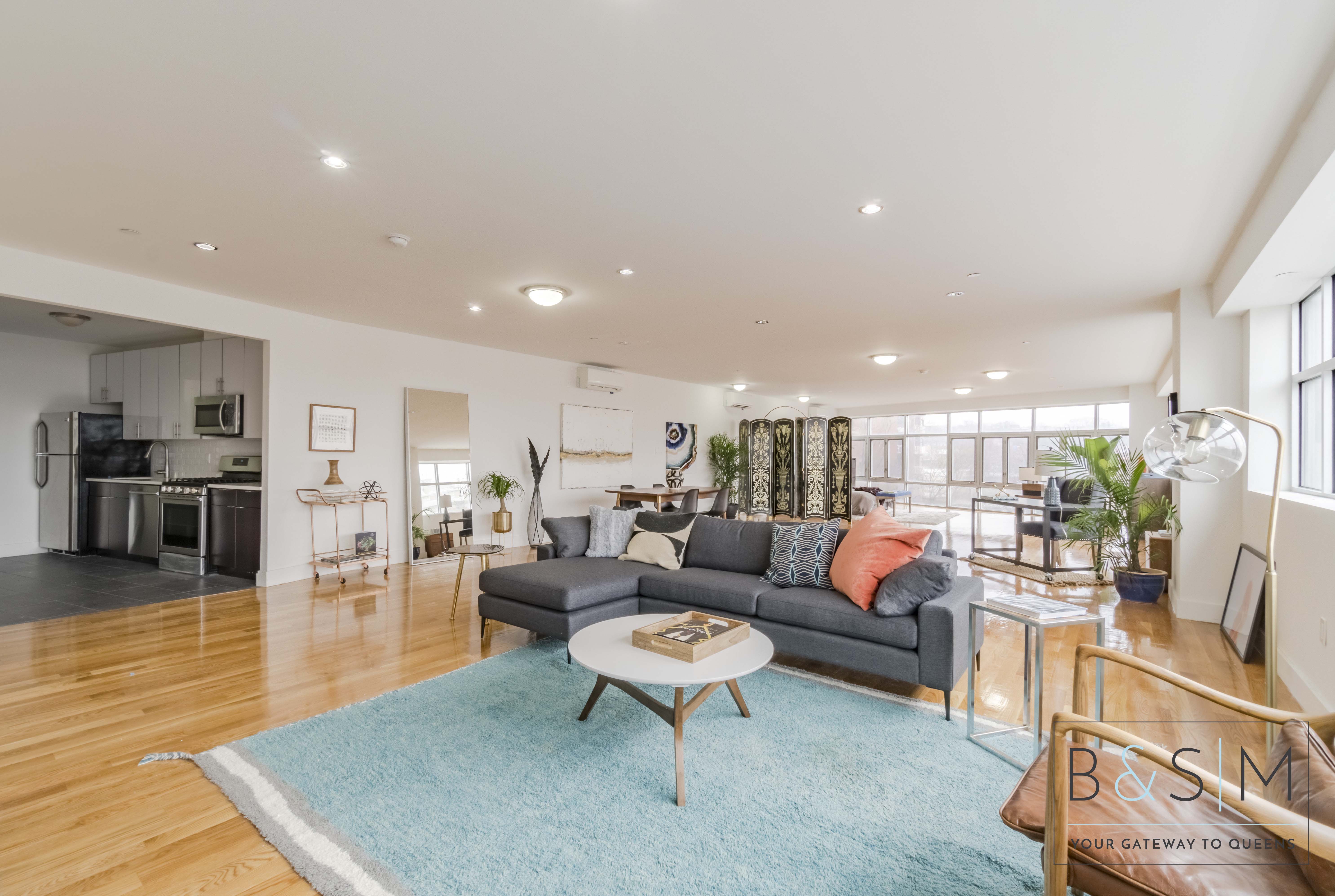 90-02 Queens Blvd, #325