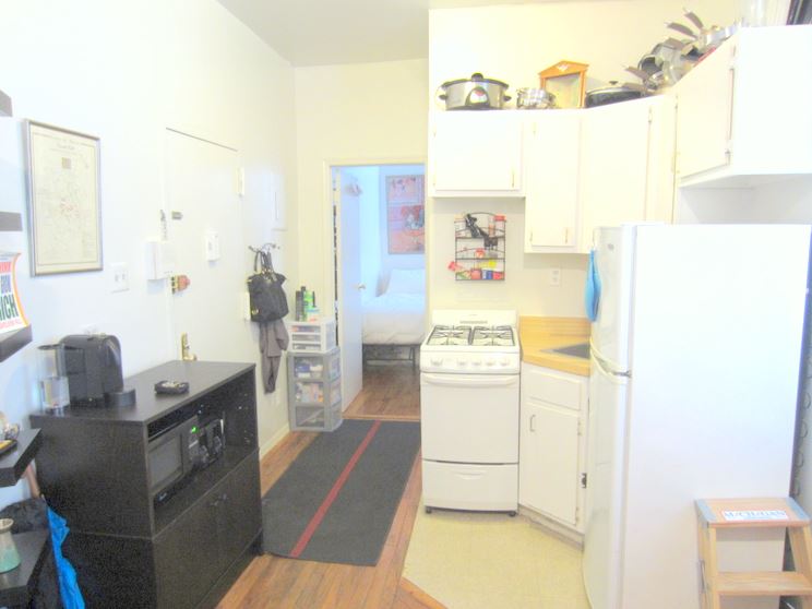 130 East 4th Street 2 E. Greenwich Village New York NY 10003