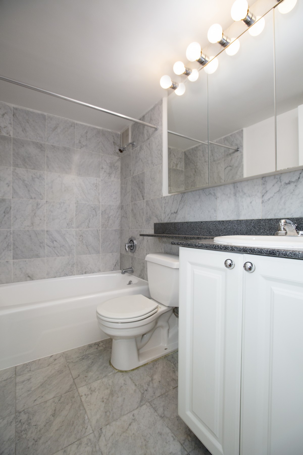10 Jones Street, #6A