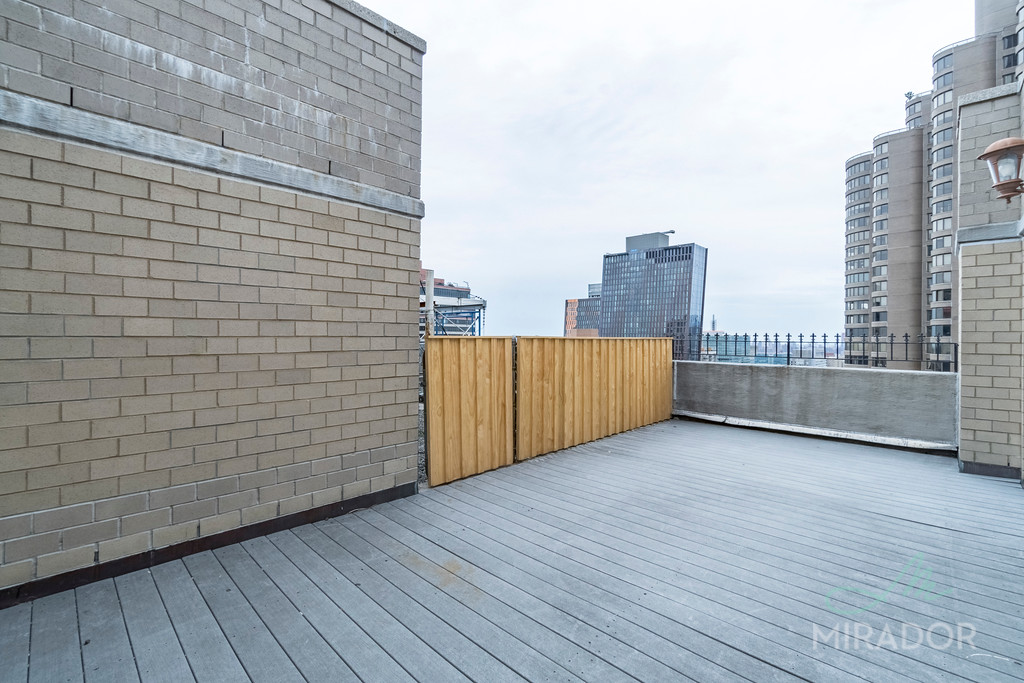 330 East 39th Street, #PH 37P