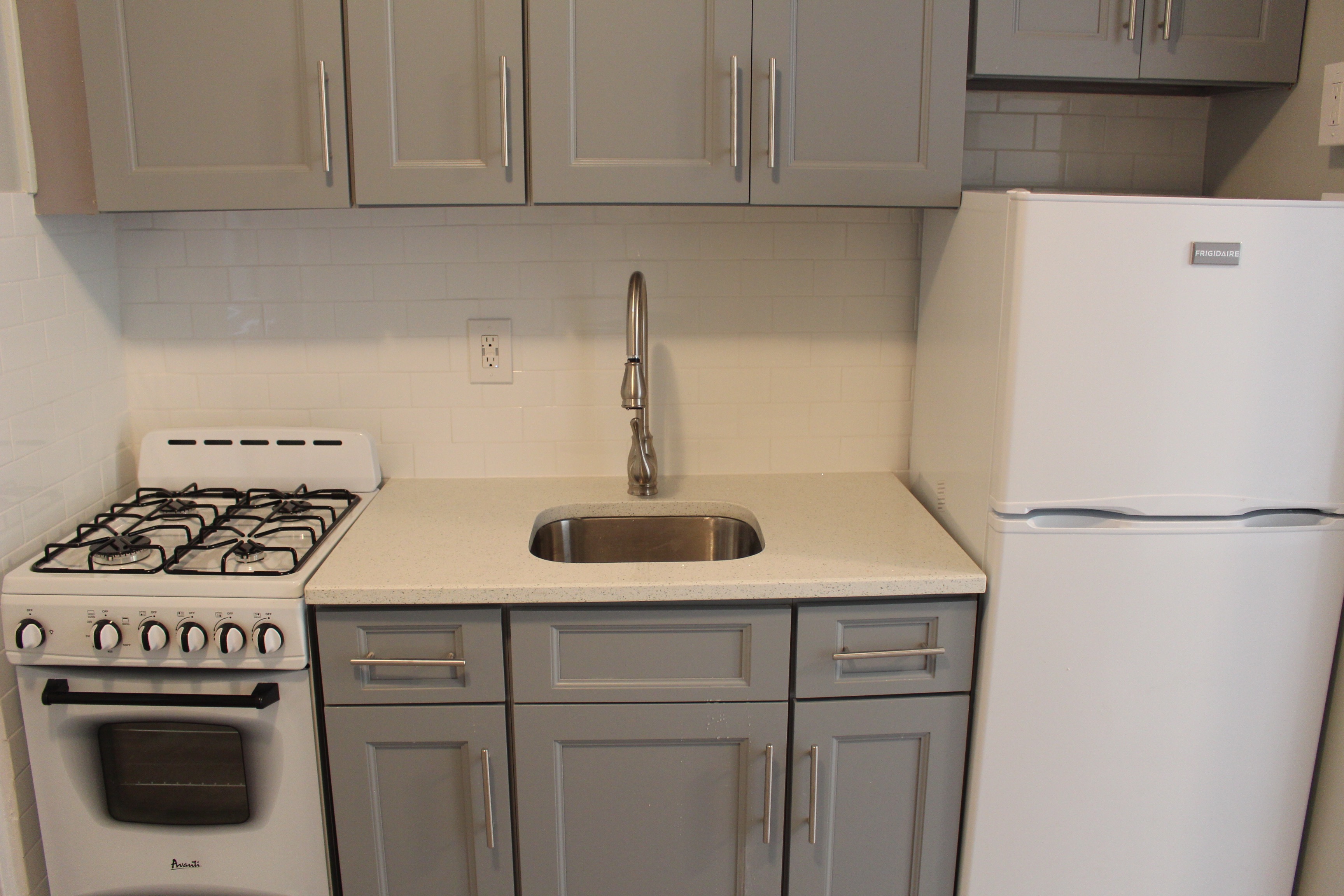 603 Woodward Avenue, #4