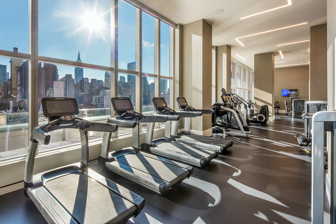 555 Tenth Avenue, #28D