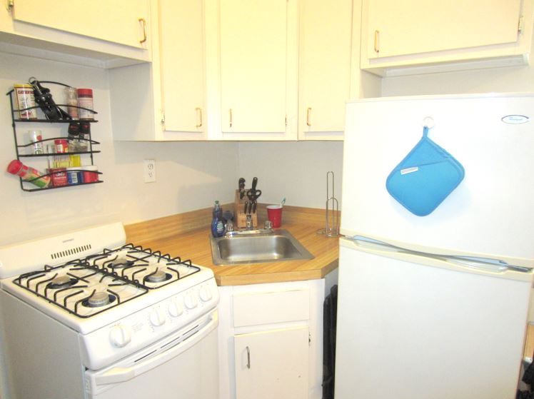 130 East 4th Street 2 E. Greenwich Village New York NY 10003