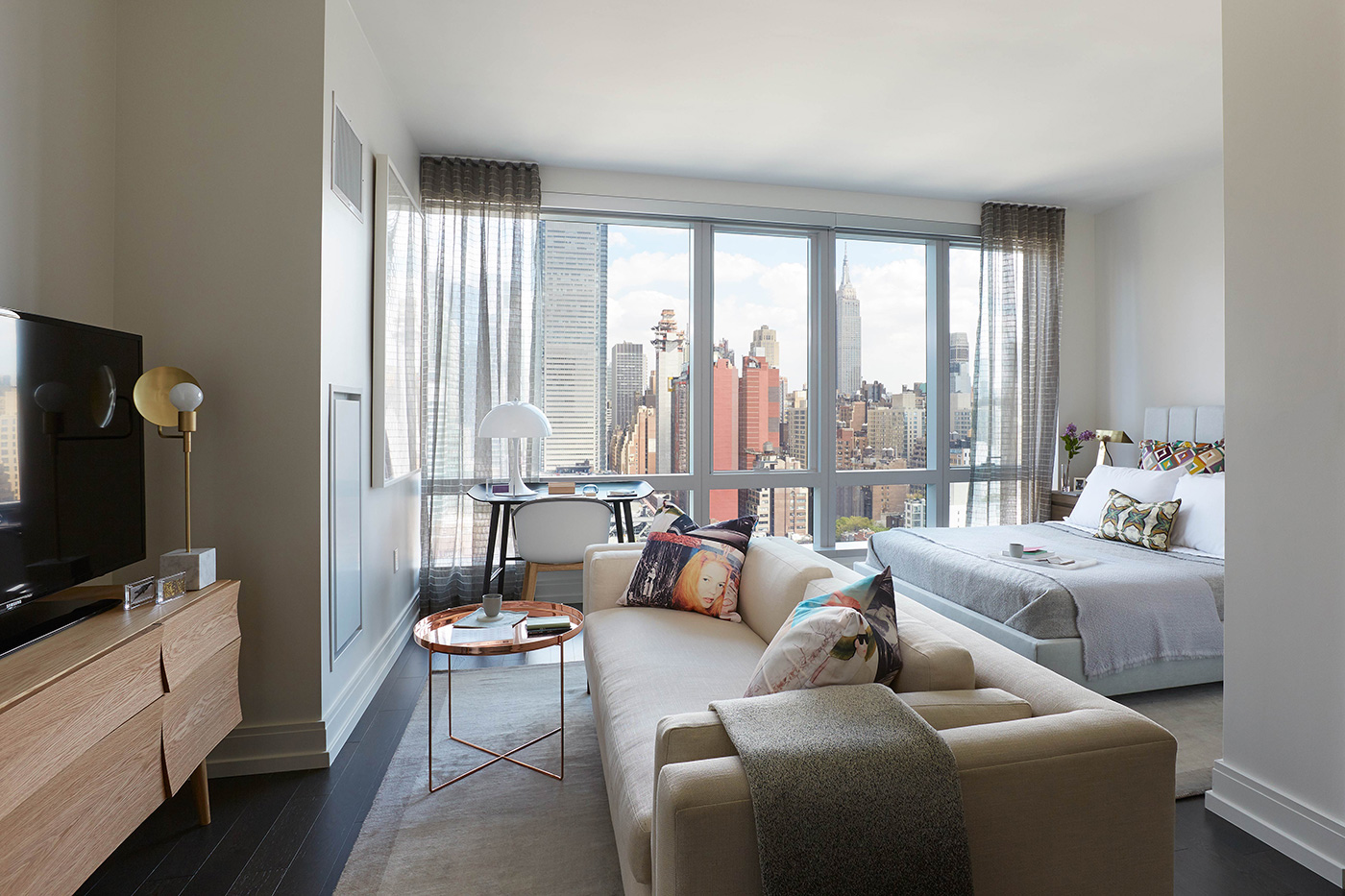 555 Tenth Avenue, #39F
