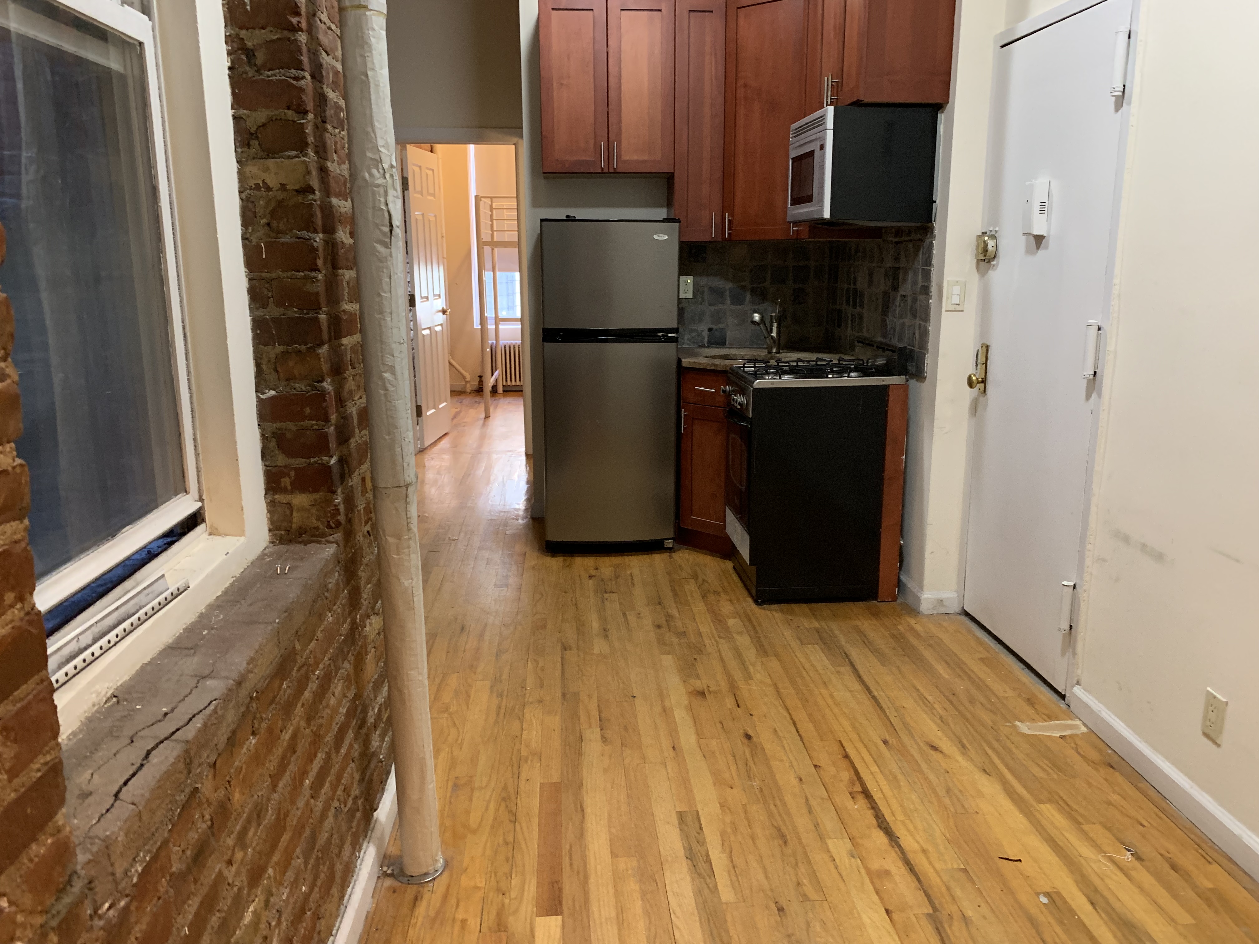 126 East 4th Street 2 E. Greenwich Village New York NY 10003