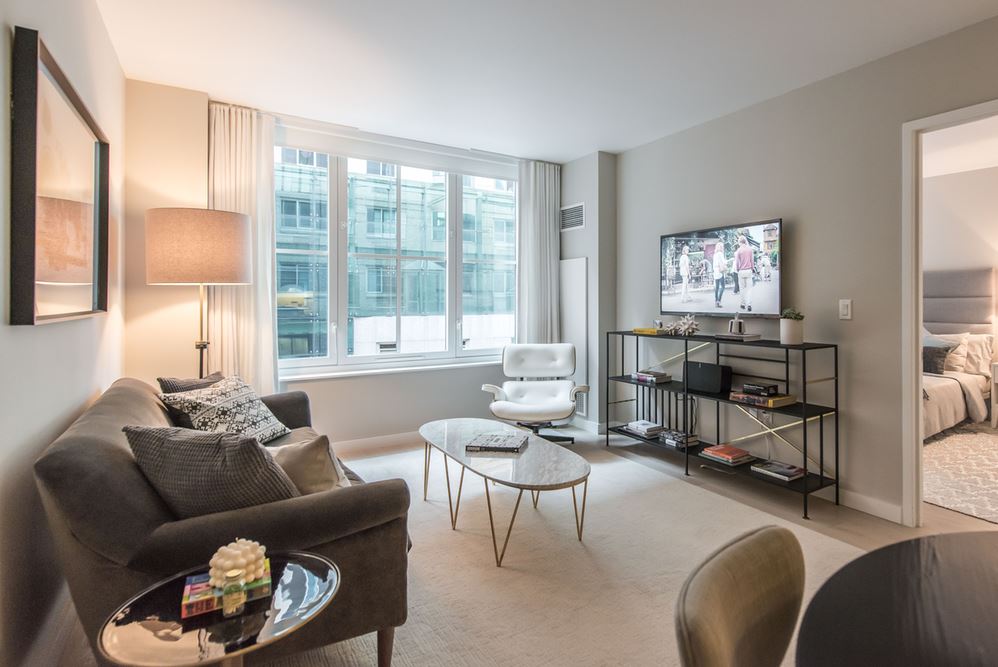 535 W 43rd St, #SOUTH-9G