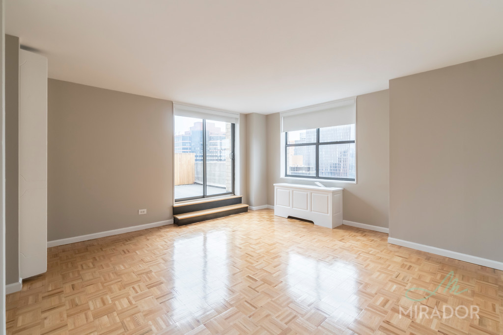 330 East 39th Street, #PH 37P