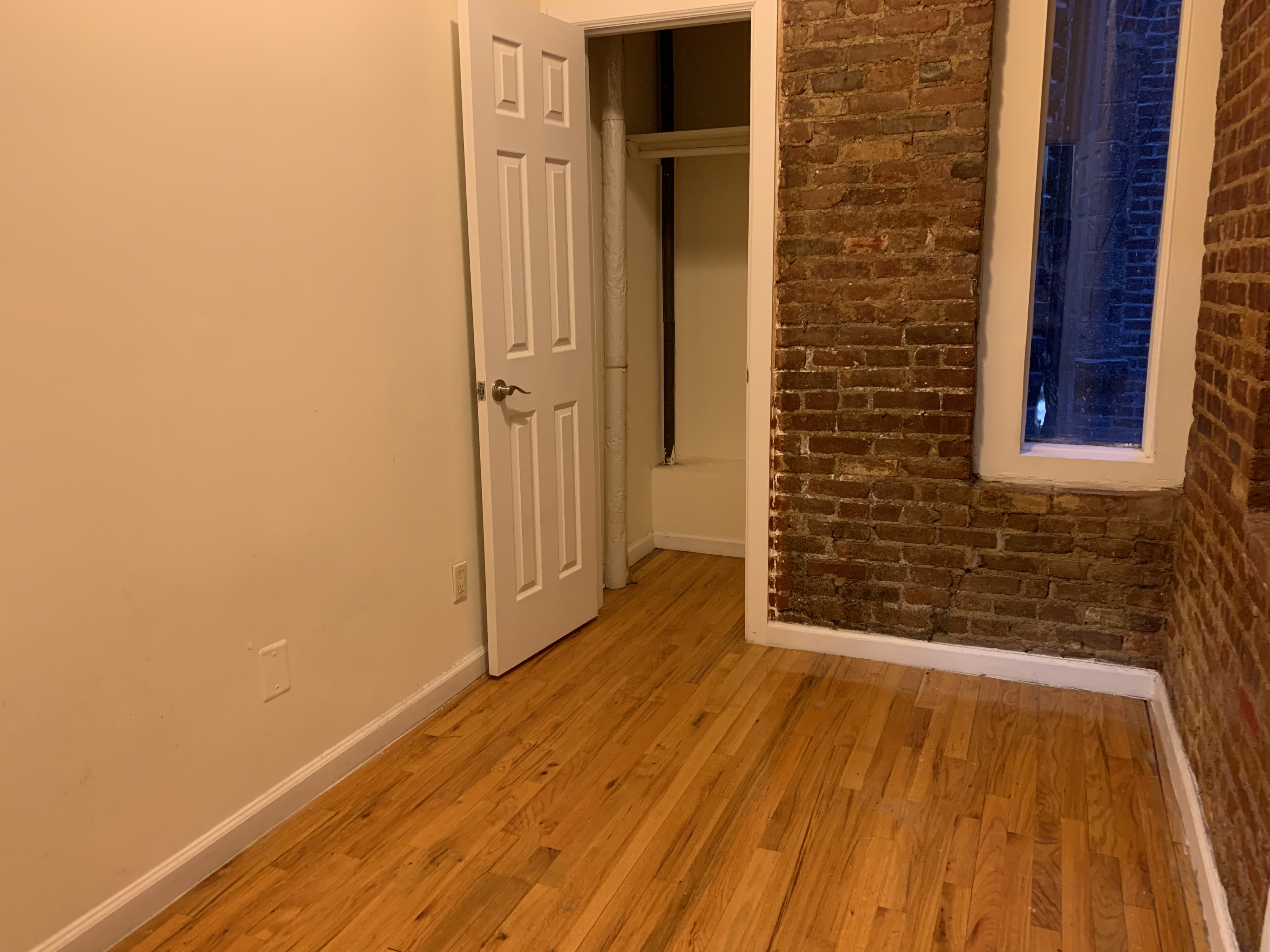 126 East 4th Street 2 E. Greenwich Village New York NY 10003