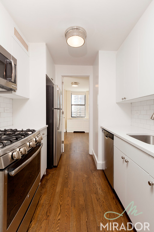 330 East 39th Street, #15M