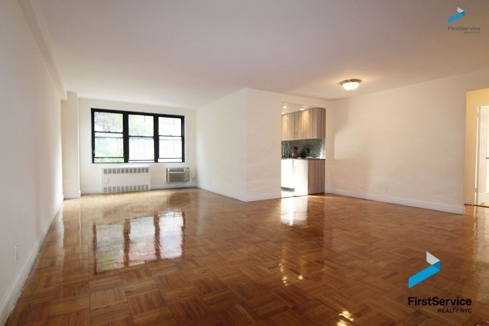 141 East 89th Street 8-F Carnegie Hill New York NY 10128