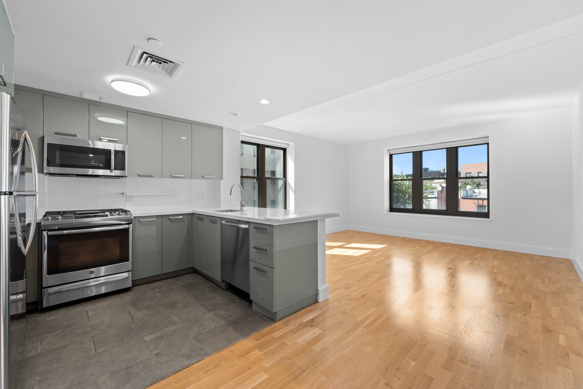 3 Bedroom 2 Baths 3 Bedroom 2 Baths