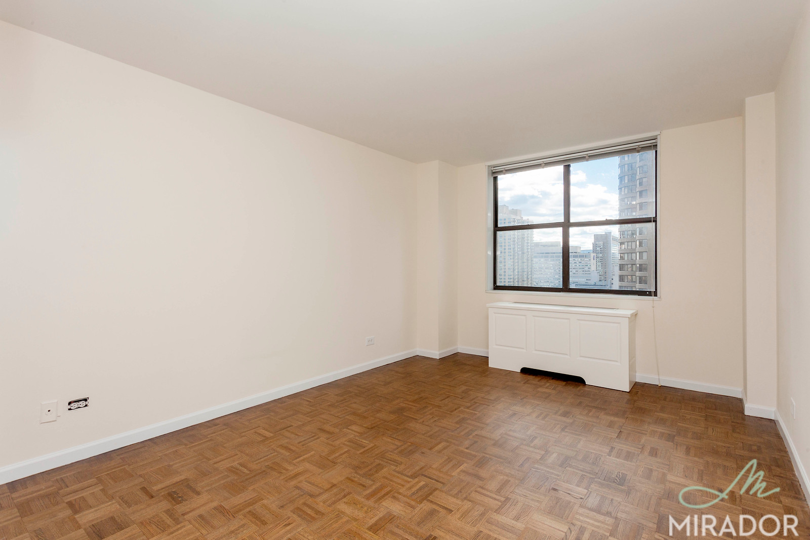330 East 39th Street, #25P