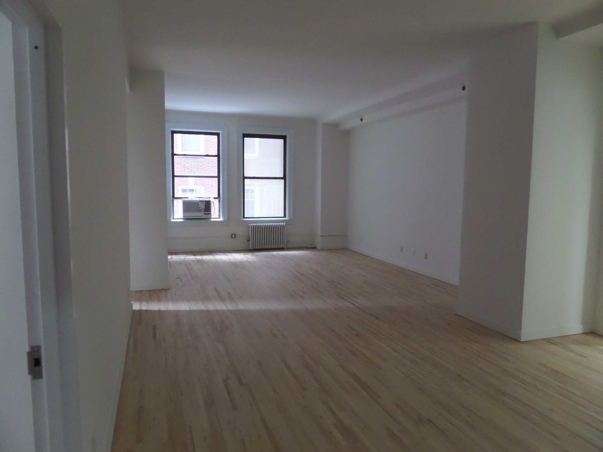 135 William St, #3A