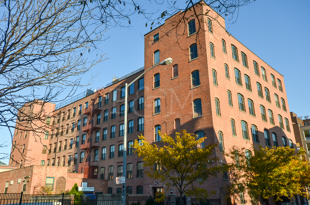 190 N 9th St, #404