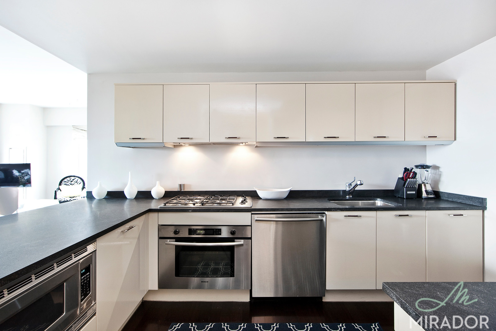 350 West 42nd Street, #41D