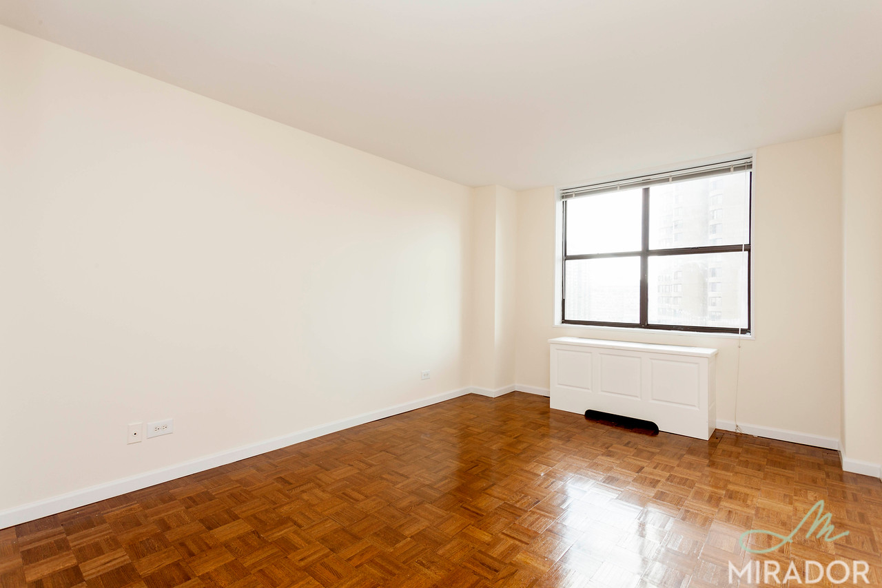 330 East 39th Street, #16R