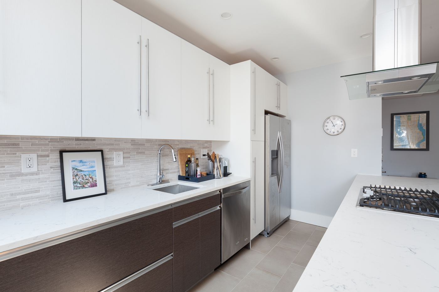 584 Henry Street , #2