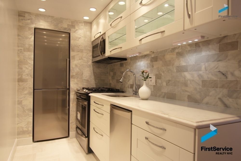 141 East 89th Street 3-G Carnegie Hill New York NY 10128