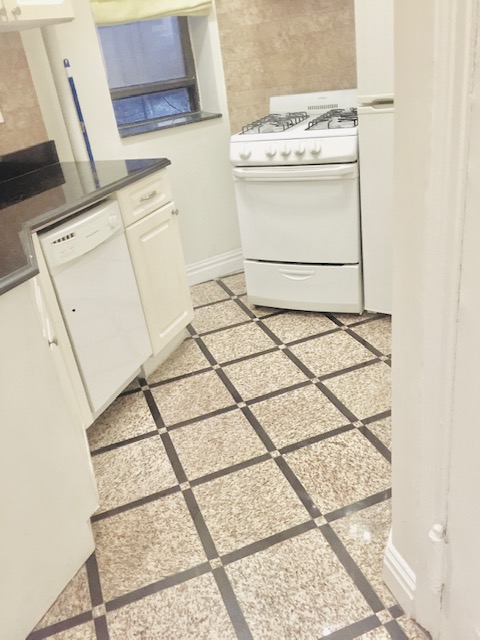 551 3rd Ave, #34