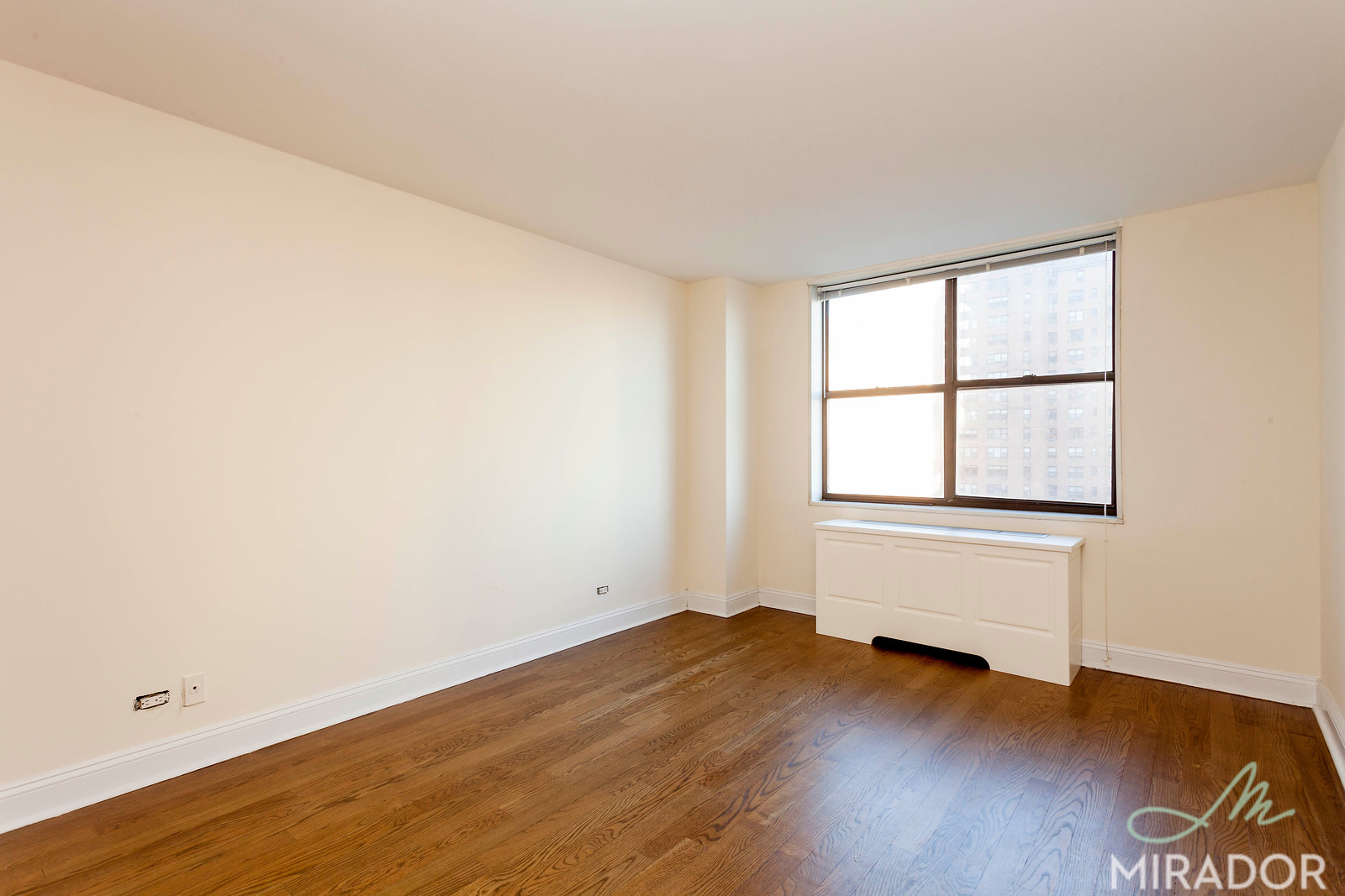 330 East 39th Street, #6K