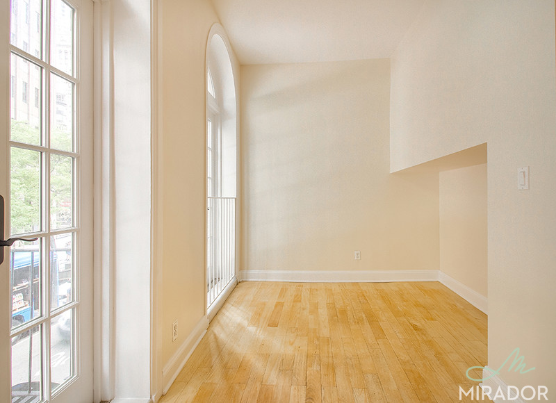 62 Pearl Street, #2