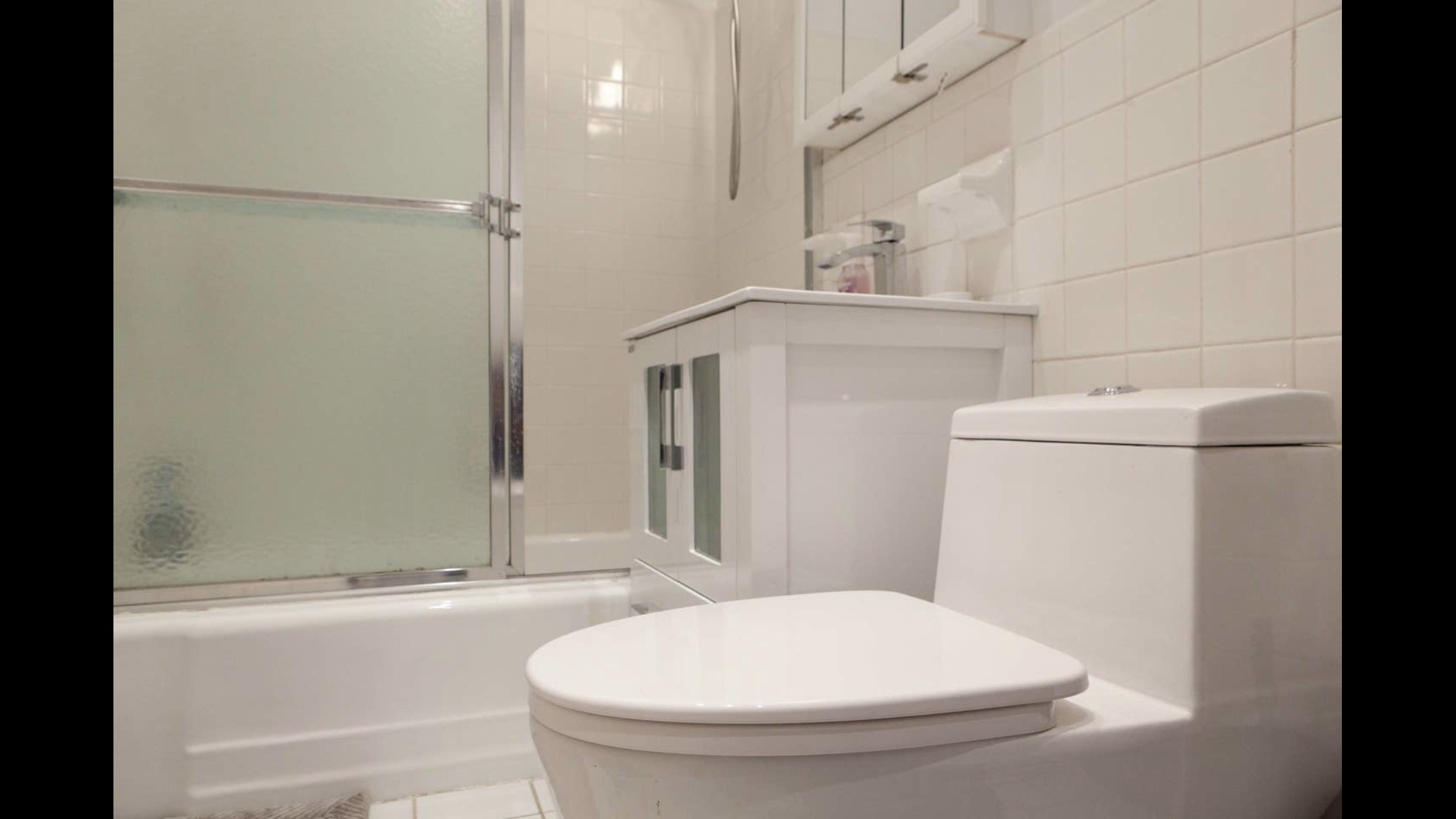 141 East 89th Street 8-F Carnegie Hill New York NY 10128