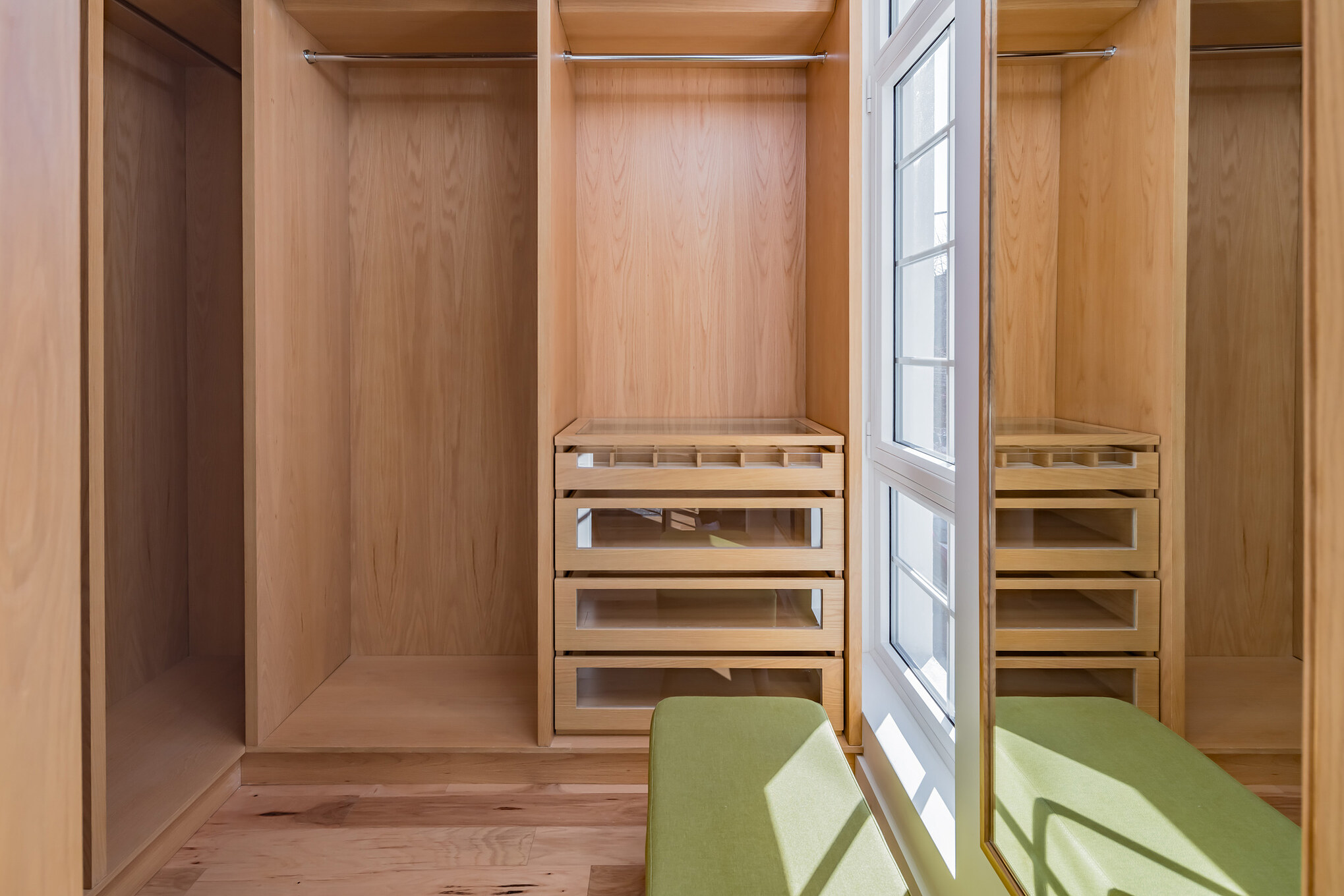 278 Nassau Ave., #4A