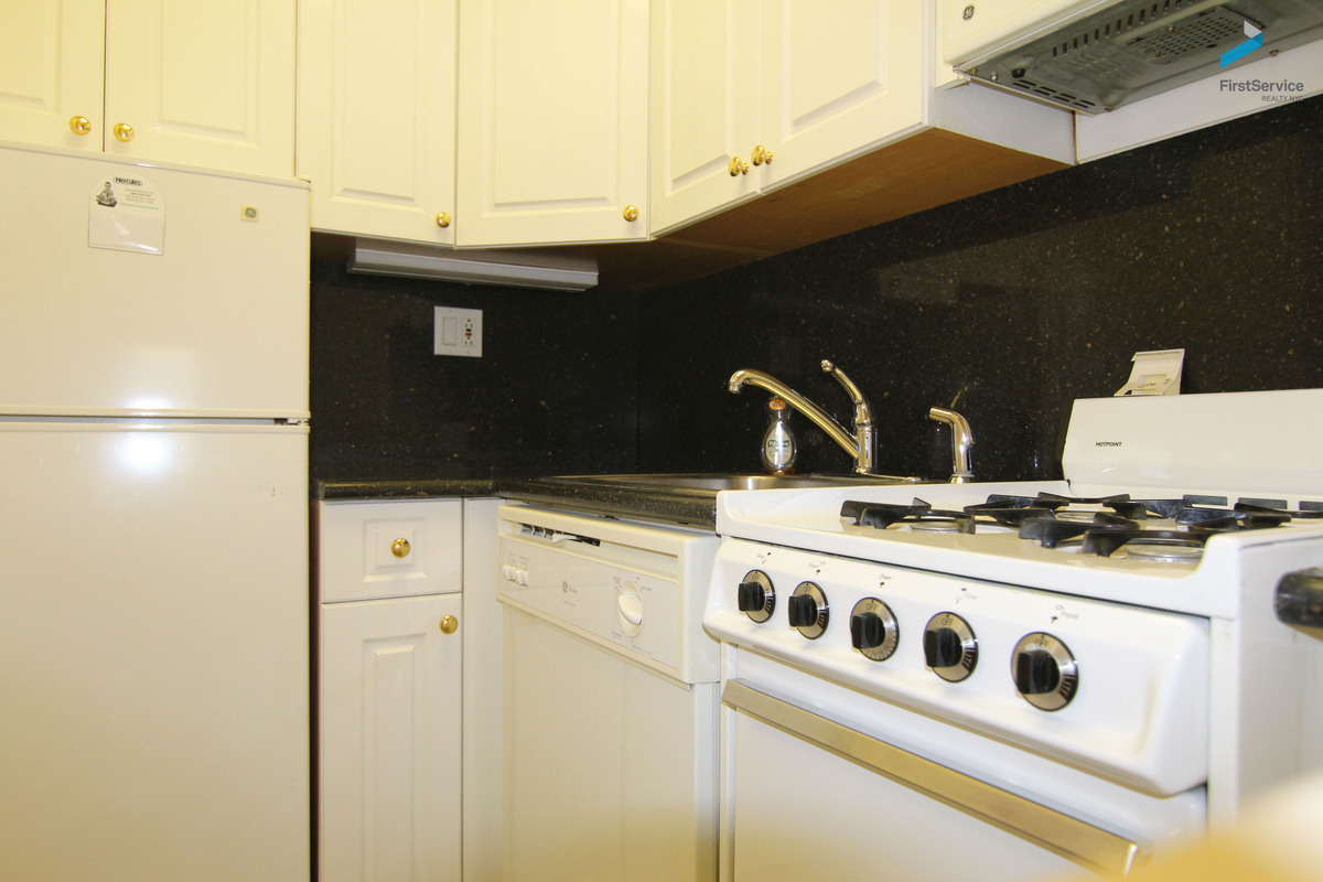 250 East 73rd Street 15-B Upper East Side New York NY 10021